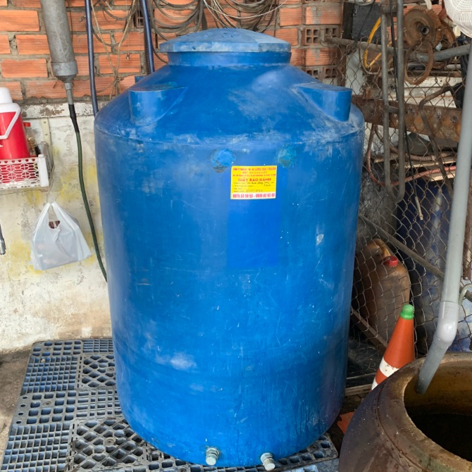 bồn nhựa đứng 1000l cũ đứng